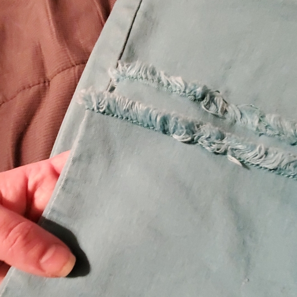 Pants - Picture 2 of 3